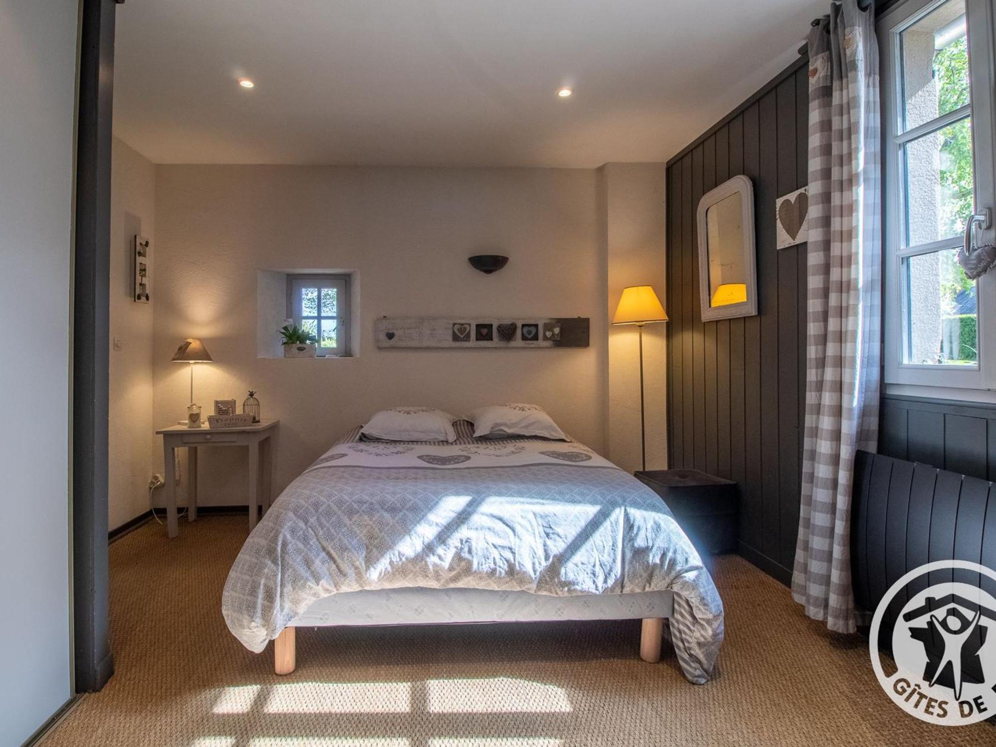 Gite Charmant Avec Jardin, Proche Activites Nautiques - Fr-1-622-75 Morannes sur Sarthe-Daumeray Extérieur photo