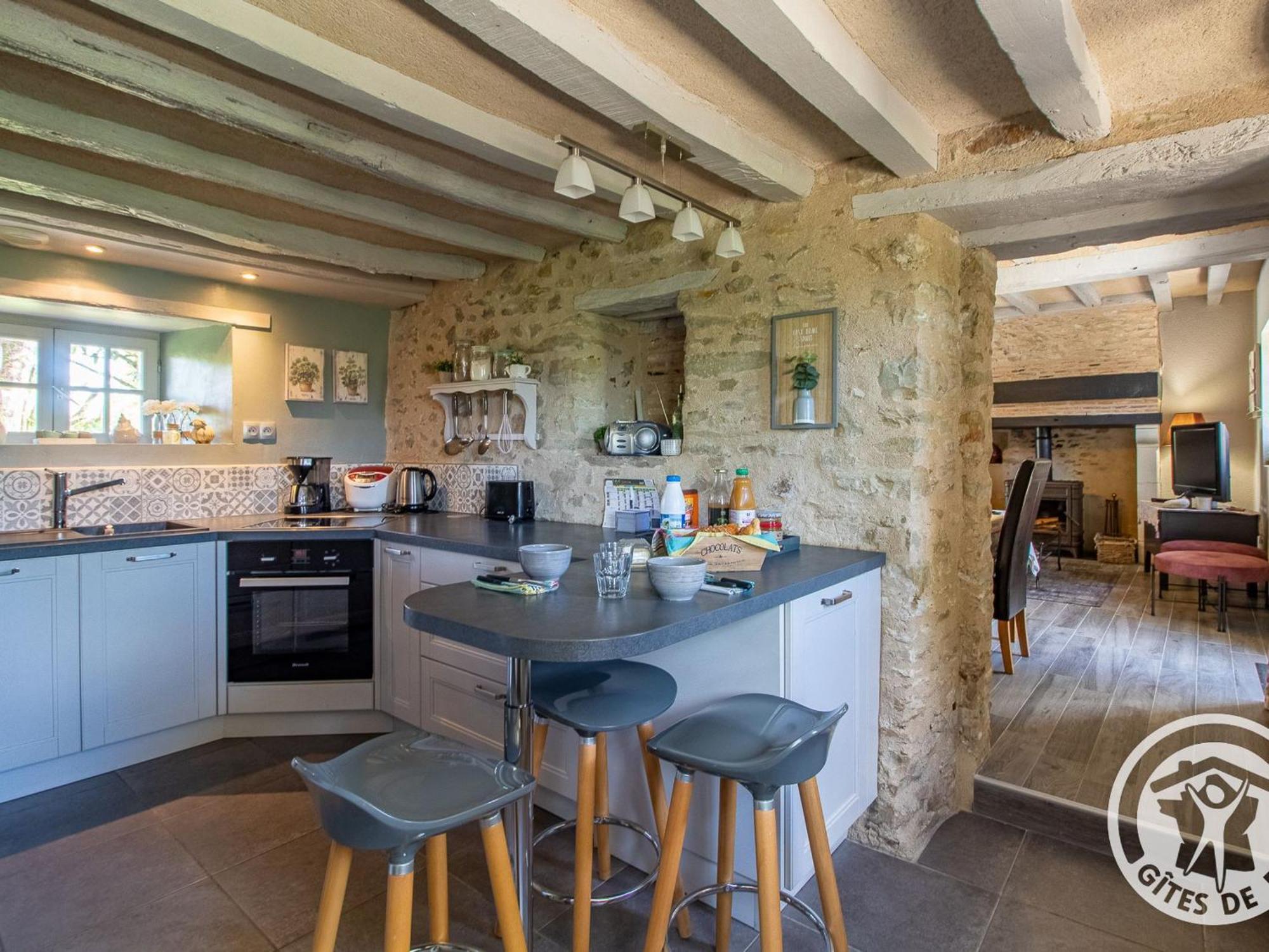 Gite Charmant Avec Jardin, Proche Activites Nautiques - Fr-1-622-75 Morannes sur Sarthe-Daumeray Extérieur photo